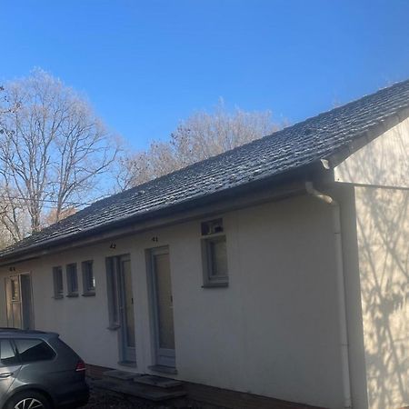 Au Bout Du Monde Vila Hastiere-par-dela Exterior foto
