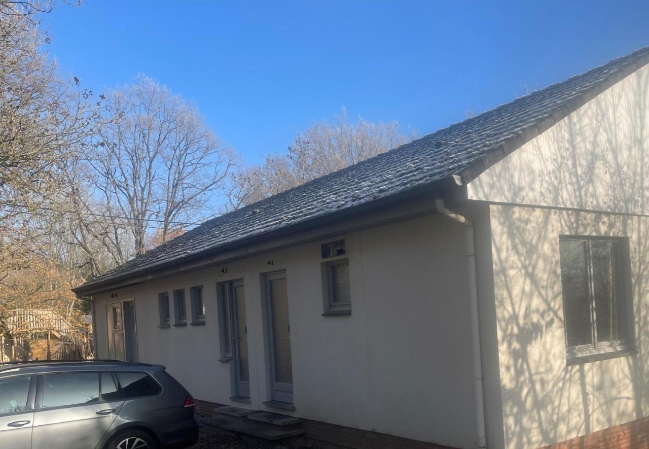 Au Bout Du Monde Vila Hastiere-par-dela Exterior foto